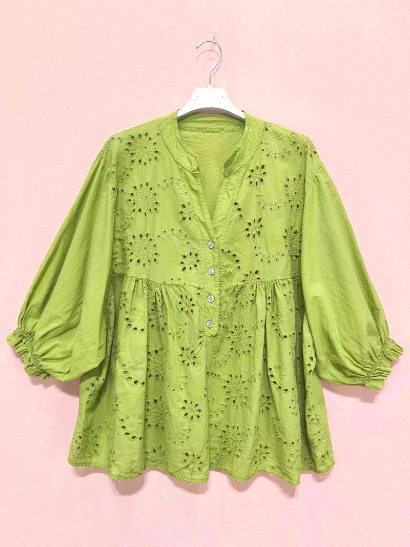 Blouse ample brodée manches bouffantes（x8）