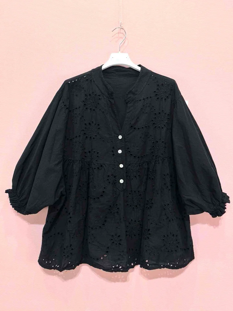 Blouse ample brodée manches bouffantes（x8）