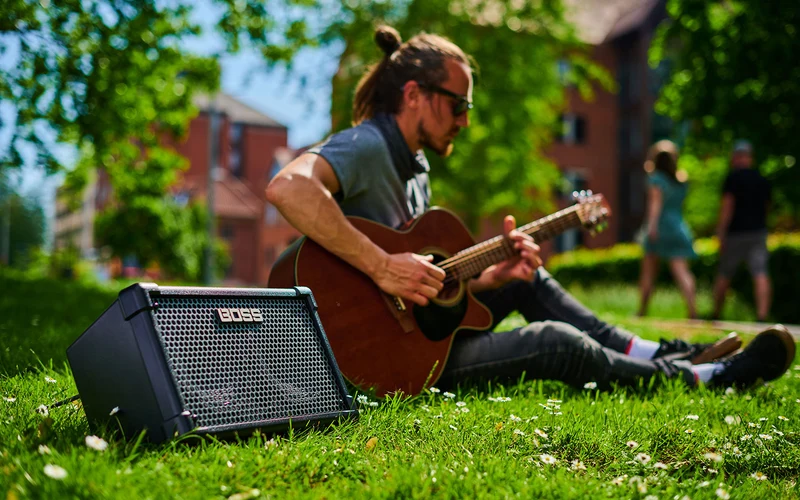 BOSS CUBE Street II Battery-Powered Stereo Amplifier - Black