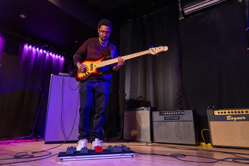 MS-60B+ Multieffets Basse