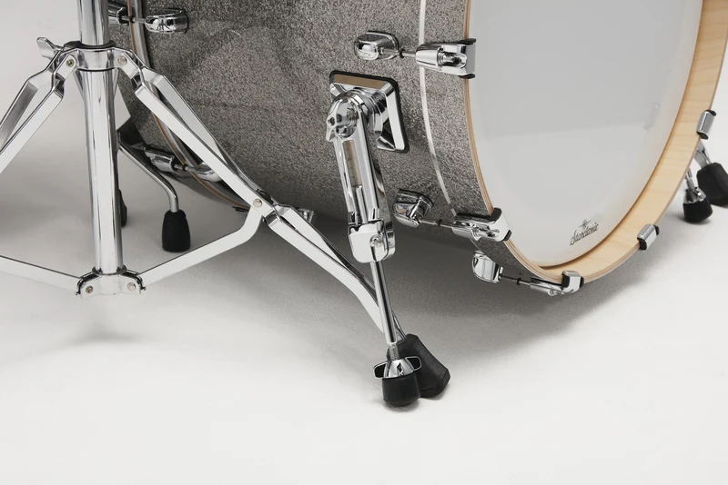 WBR52RZS-SSS - Starclassic Walnut/Birch Studio 22" SMOKED SILVER SPARKLE