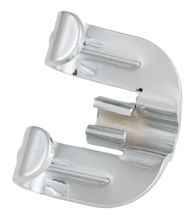 DC26 - Crochet Cercle Bois 10mm / Grosse Caisse (X1)