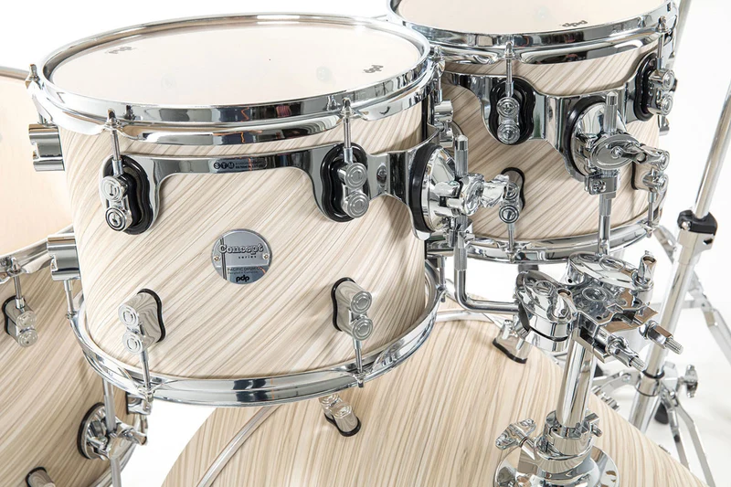 Concept Maple Finish Ply CM7 Kit 22" Twisted Ivory