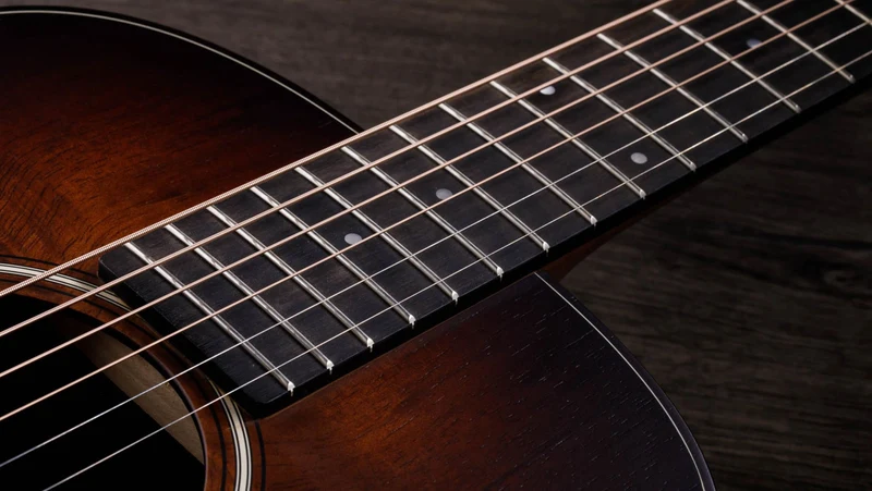 GS Mini-e Koa Plus Natural