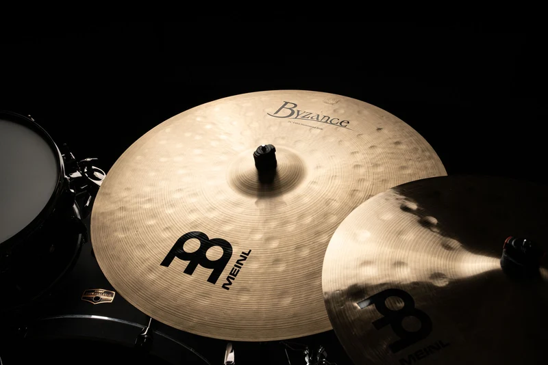 B24EHR - Byzance Traditional Extra Hammered Ride 24"