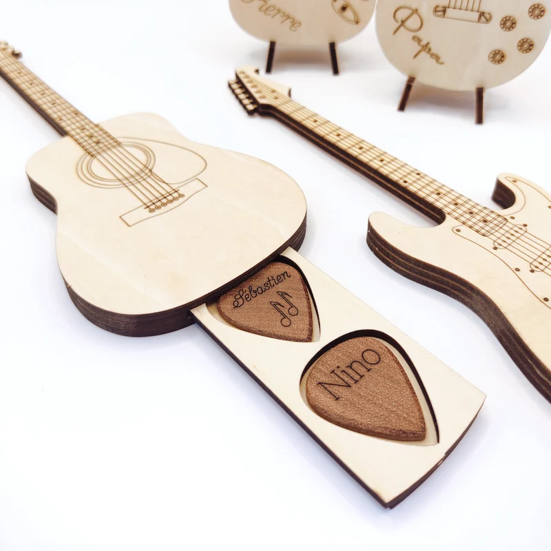 Boîte guitare personnalisé et médiators électrique ou acoustique