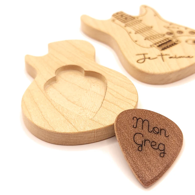 Boîte en forme de guitare avec son médiator – Le cadeau parfait pour les musiciens