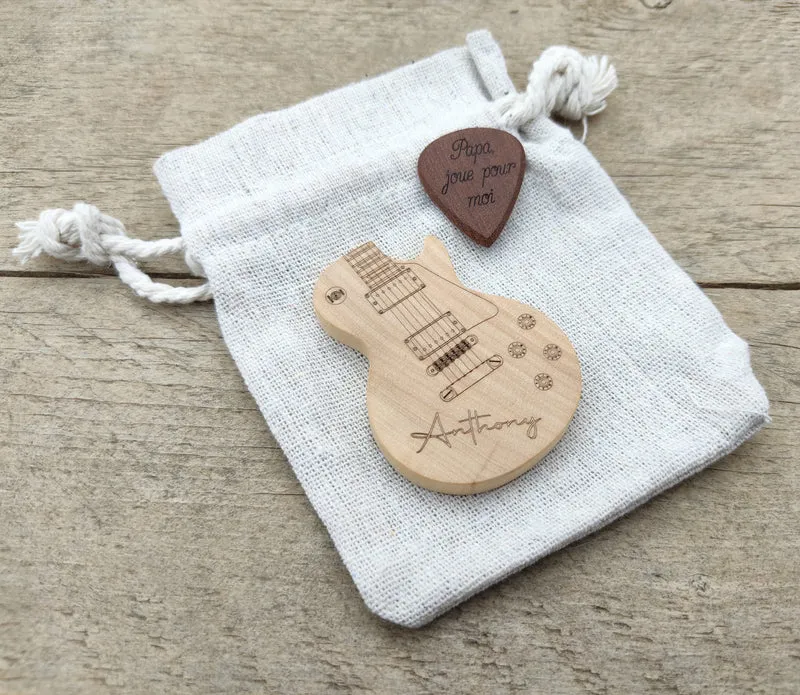 Boîte en forme de guitare avec son médiator – Le cadeau parfait pour les musiciens