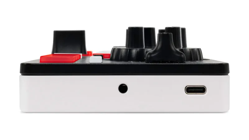 Contrôleur DJ 2 Voies Portable USB-C – Numark Mixtrack GO