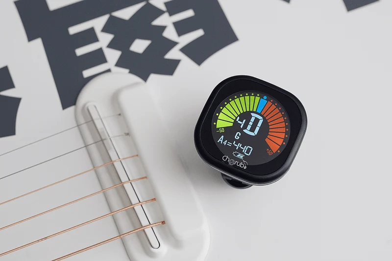 CHERUB WST-675 BLK – Accordeur clip guitare chromatique noir avec écran LCD et Auto Power-Off