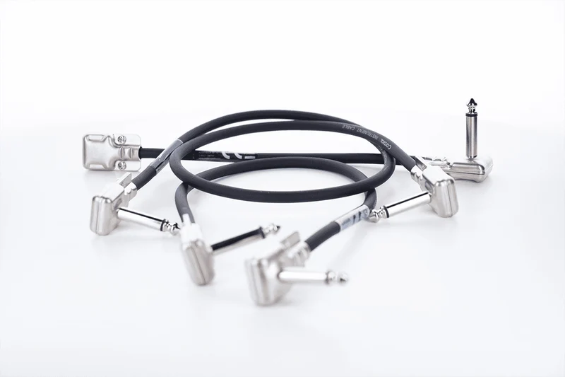 CORDIAL CFIP0.15RR – Câble patch 15 cm avec fiches jack 6,35 mm coudées « Pancake »