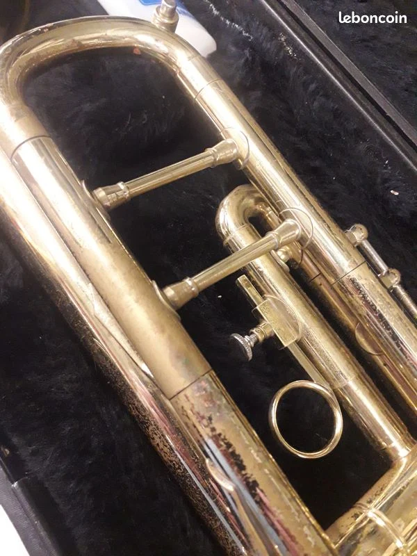 Trompette Jupiter Sib + étui + embouchure Bach 1 1/2C - OCCASION