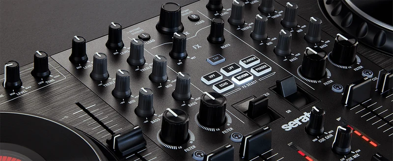 Numark NS4FX – Contrôleur DJ 4 voies avec carte son et écrans