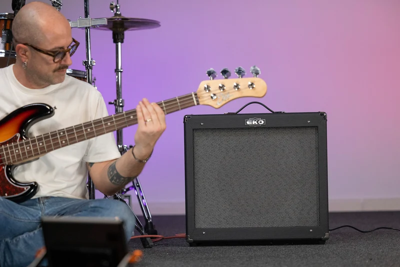 Ampli basse 50W Eko BA50