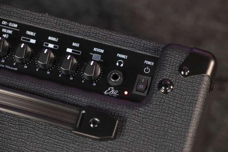 Ampli guitare électrique EKO Black Stealth 35W Reverb G-BS35