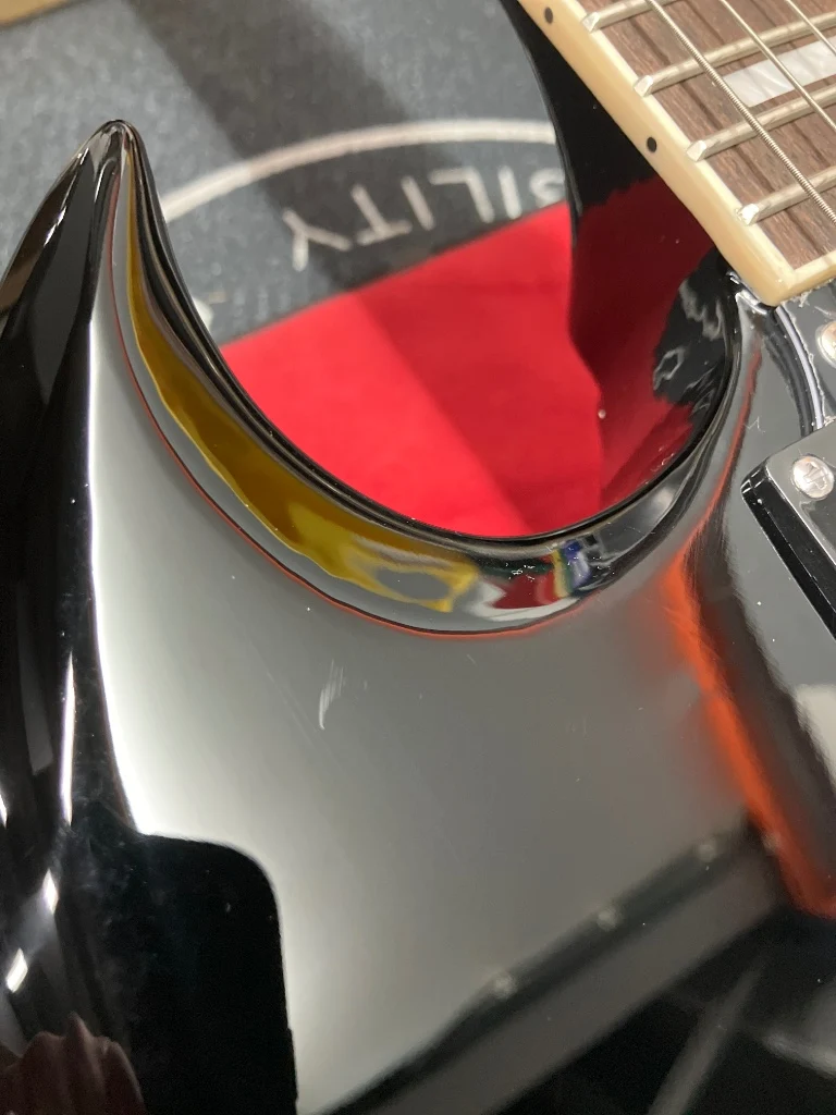 Guitare électrique type SG Eko DV300 noire STOCK B