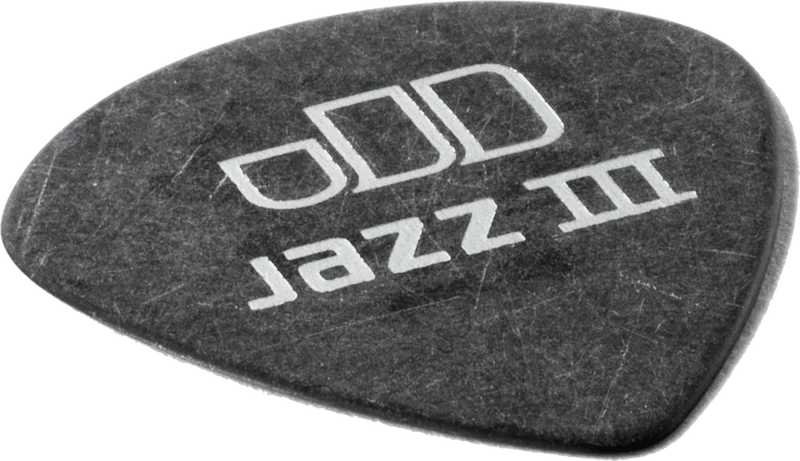 Player’s Pack de 12 médiators Dunlop Tortex Pitch Black Jazz III 1.35 mm 482P135