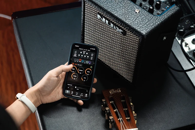 Ampli GUITARE ELECTRIQUE Portable 8W - 2 canaux Bluetooth NUX MIGHTY-8BT-MK2