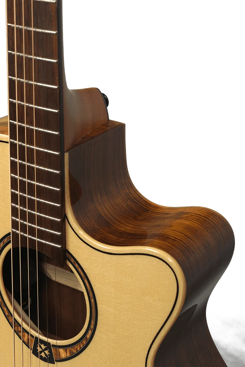 GUITARE ELECTRO ACOUS. AUDITORIUM PAN COUPE LAG TRAMONTANE T318ACE