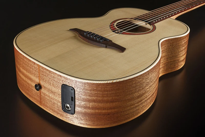GUITARE TRAVEL LAG TRAMONTANE ELECTRO ACOUSTIQUE T70TE-NAT