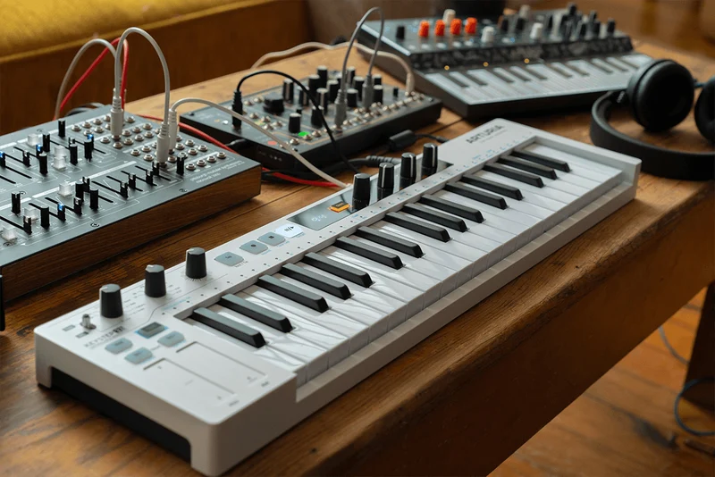 CLAVIER 37 TOUCHES ARTURIA KEYSTEP-37