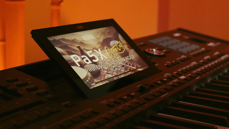 CLAVIER ARRANGEUR 76 notes ORIENTAL KORG PA5X-OR76