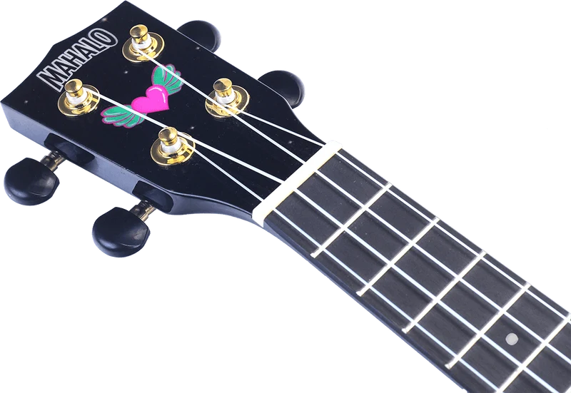 UKULELE SOPRANO COEURS ET FLEURS + HOUSSE MAHALO MA1HEBK