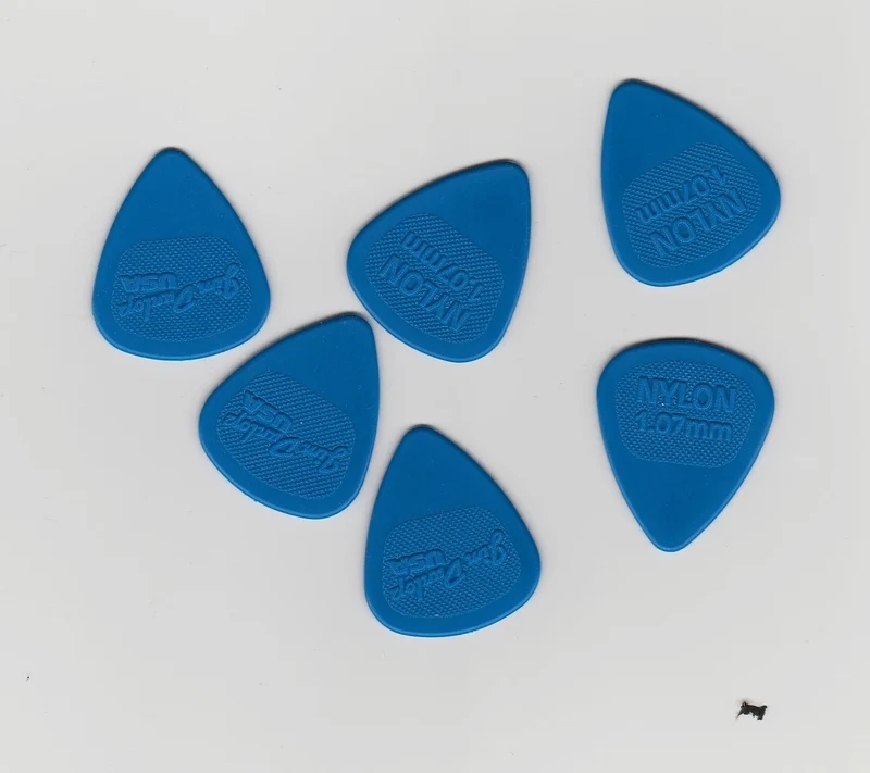Médiators Dunlop NYLON MIDI 1.07 mm - LOT DE 6