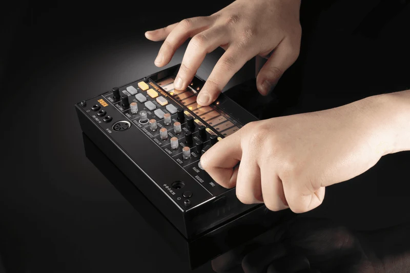 BOITE A RYTHMES ANALOGIQUE KORG VOLCA-BEATS