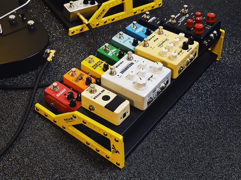 PEDALBOARD MEDIUM AVEC SAC DE TRANSPORT NUX NPB-M