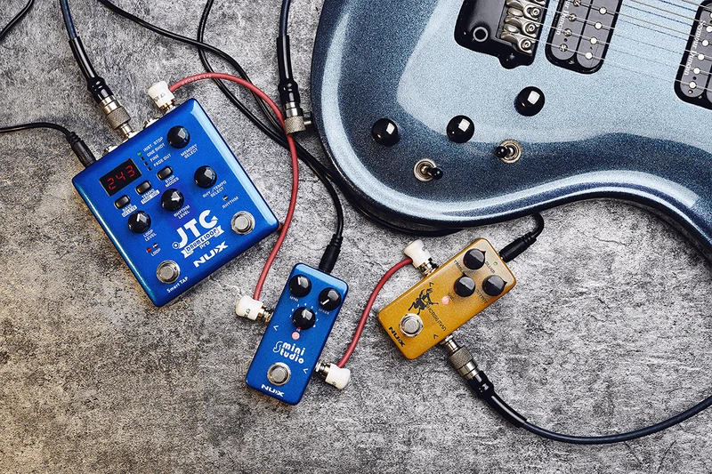 PEDALE LOOPER ET BOITE A RYTHMES NUX DRUM & LOOP