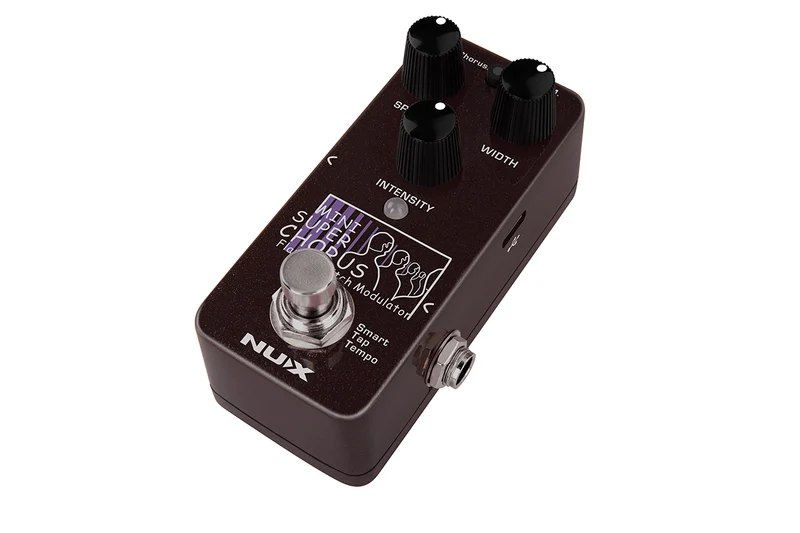 PEDALE CHORUS FLANGER NUMERIQUE - TAPE TEMPO NUX MINI SUPER CHORUS