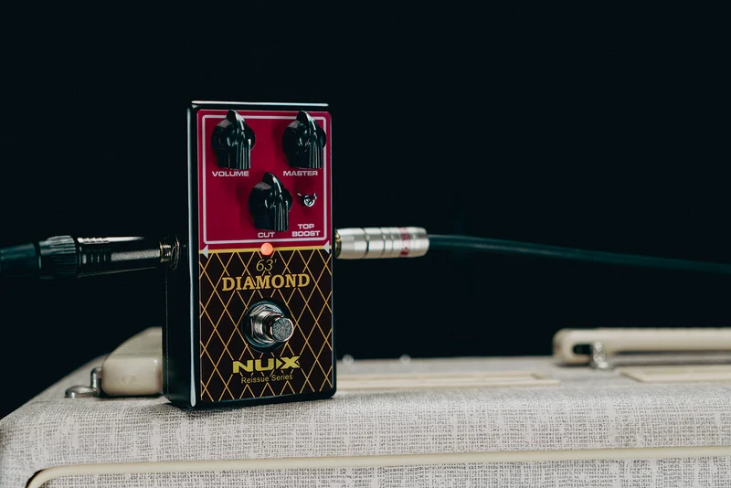 PEDALE OVERDRIVE ANALOGIQUE type British AC-30 NUX DIAMOND-63OD